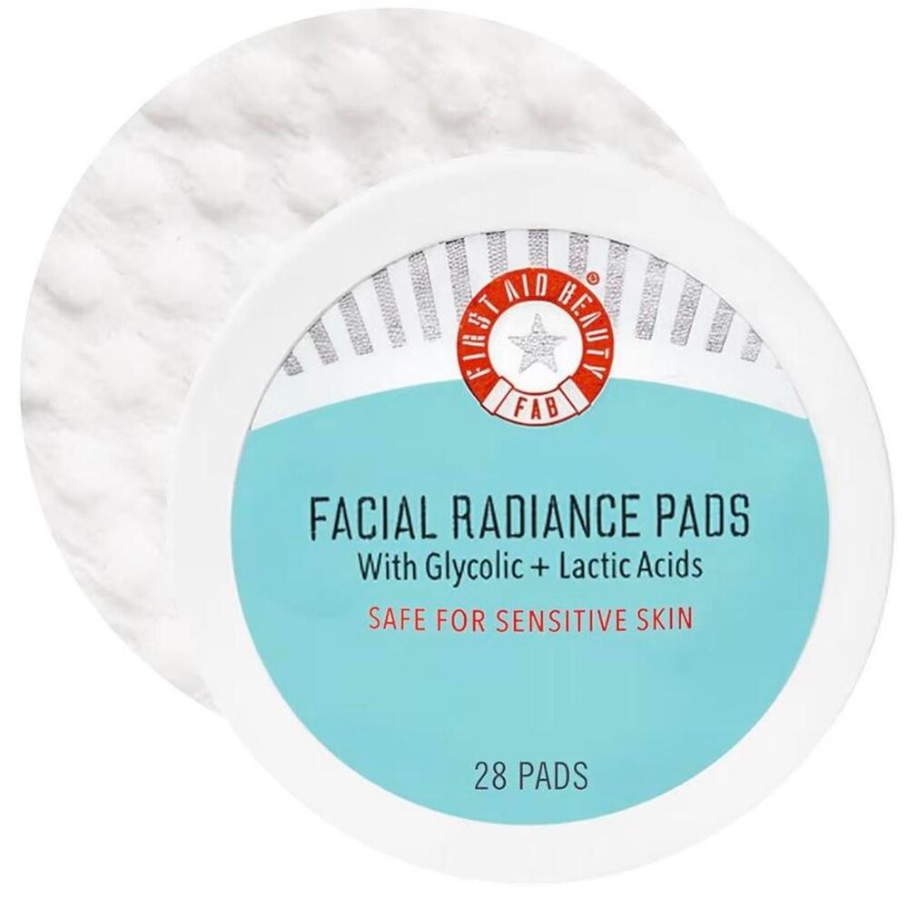 First Aid Beauty Radiance Pads